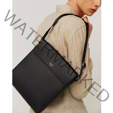 22SS [DAKS CLASSIC]블랙 솔리드 가죽 크로스백 DBBA2EE20BK