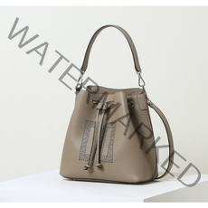 닥스 DD PUNCHING 베이지 DD펀칭 가죽 버킷백 DCBA1F262I3