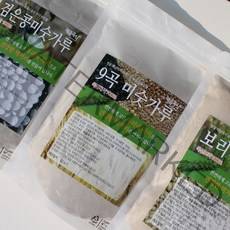 국산 곡물100% 식사대용 선식 검은콩 쉐이크 구수한 옛날 보리미숫가루 500g, 9곡미숫가루500g